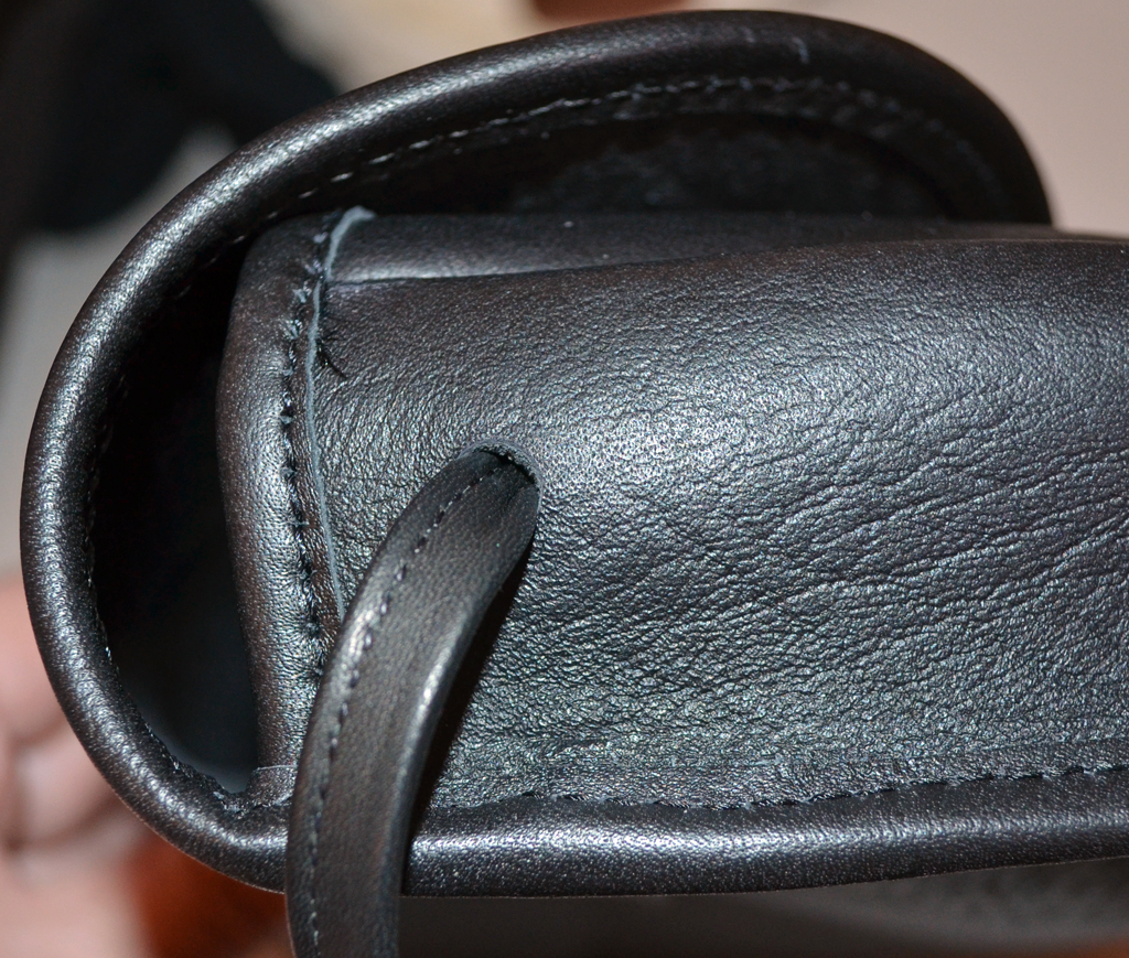 Oberon Design Lilah Women's Leather Handbag review - The Gadgeteer