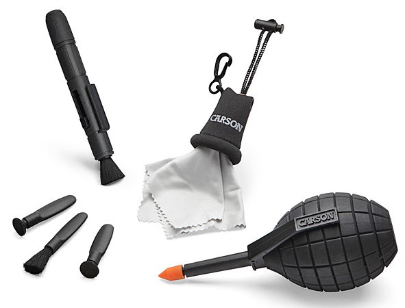 thinkgeek smartphone cleaning kit