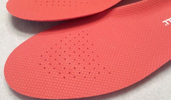 thermacell-heated-insoles-3