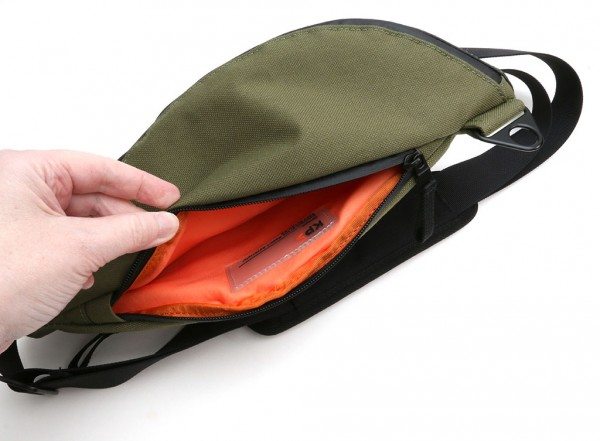 Kp sling outlet bag