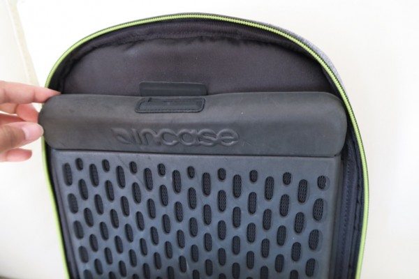 Incase-Reform-Backpack-Review-10