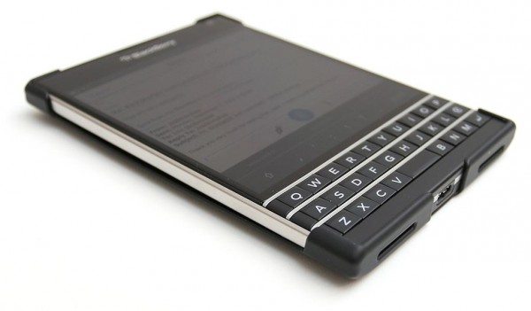 blackberry-passport-4