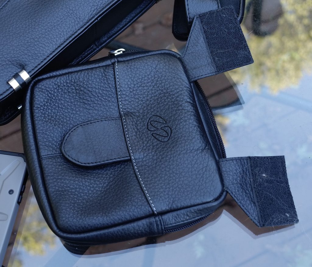 MacCase Premium Leather Briefcase review - The Gadgeteer