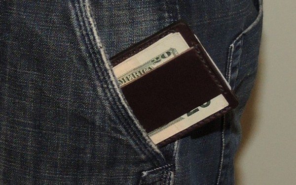 leatherworks_cashwallet-inpocket