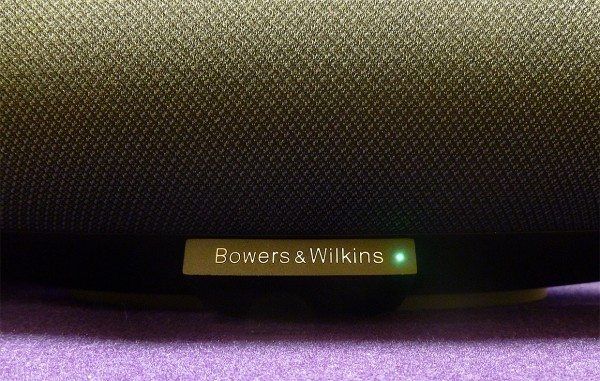 Bowers_Wilkins_Zeppelin_4