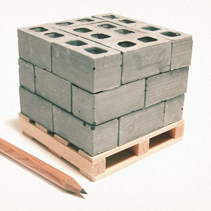 Mini Cinder Blocks with Pallet 1:12 Scale, Mini Building Materials