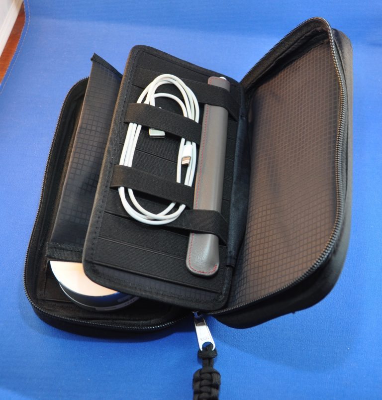 Zero Grid Electronics Travel Organizer & Tech Dopp review The Gadgeteer