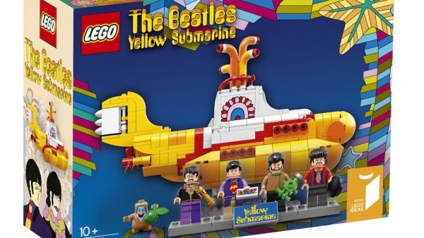 yellow submarine lego set