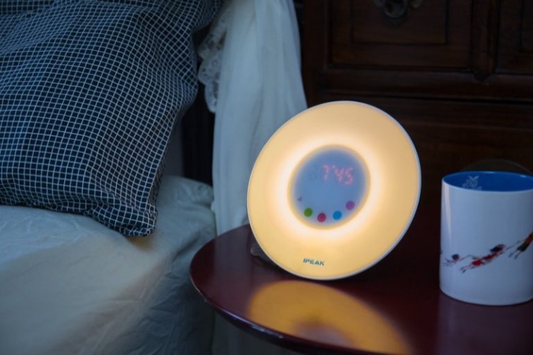 IPEAK wake up light review The Gadgeteer