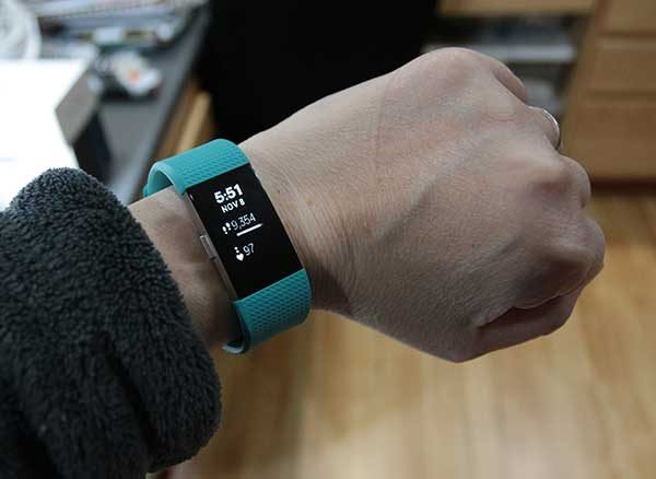 can you track a fitbit charge 2