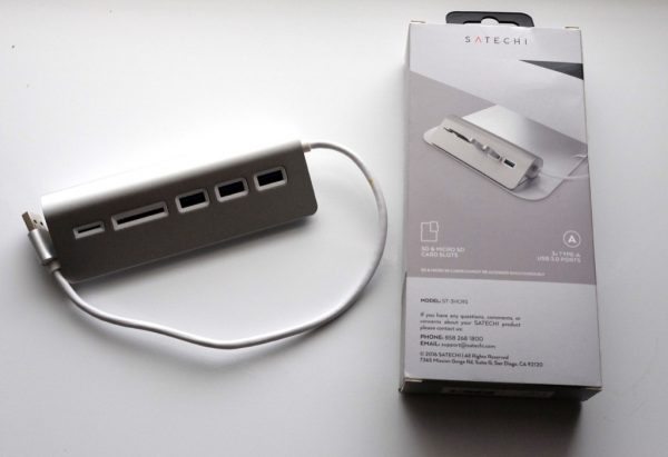 Satechi USB3 Hub Card Reader Review 02