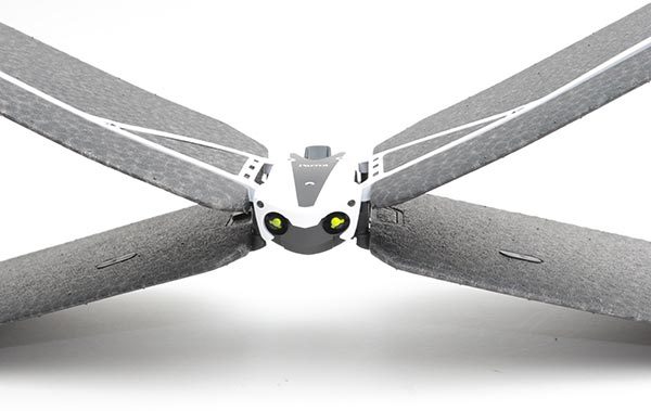 Parrot SWING: a new x-shaped drone and plane : DesignWanted