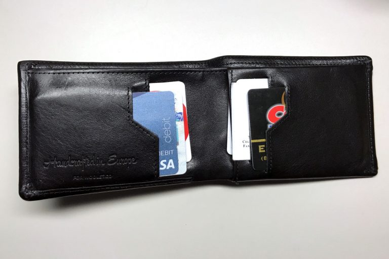 Woolet 2.0 wallet review - The Gadgeteer