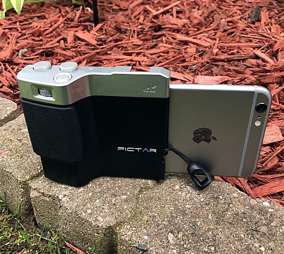 Miggo Pictar Plus iPhone camera grip review - The Gadgeteer