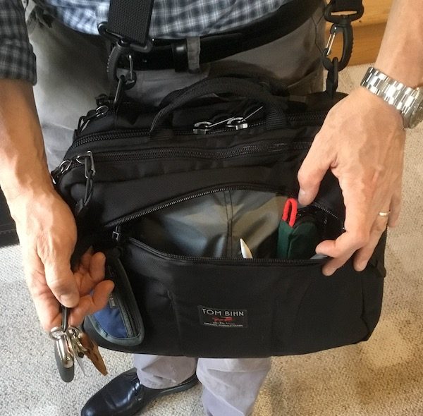 Airplane Seat Pocket Accessories? - TOM BIHN Forums