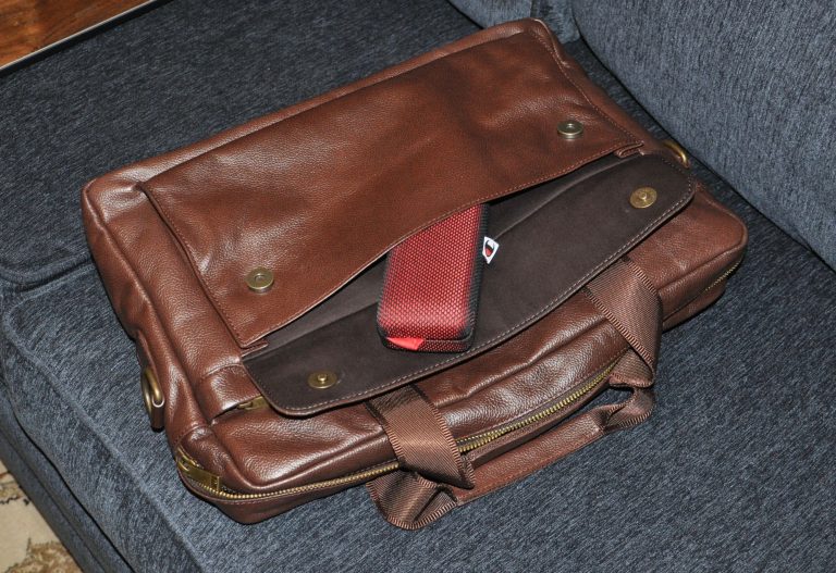 Daniels NYC Leather Briefcase review The Gadgeteer