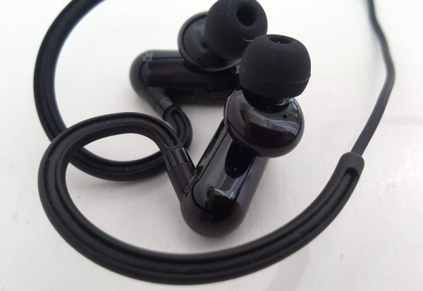 QCY wireless earphones 2