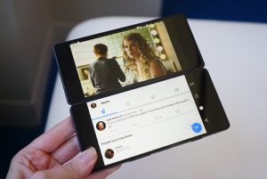 ZTE Axon M 1