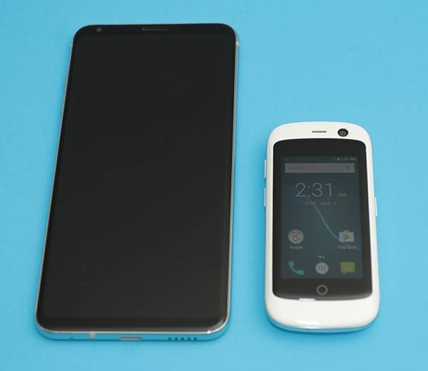 Jelly Pro, el mini-smartphone que trae Android Nougat en una