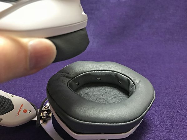 VModa Crossfade II 17