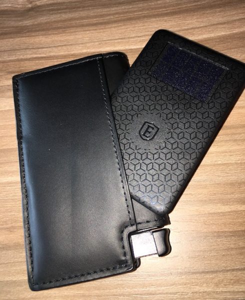 Ekster GPS Wallet Tracker Card | Black