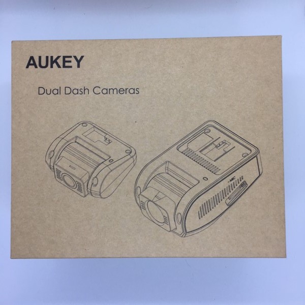 aukey dash cam front and rear