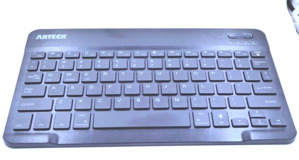 Arteck HB030B Keyboard 3