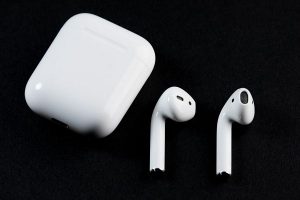 Apple AirPods review - The Gadgeteer