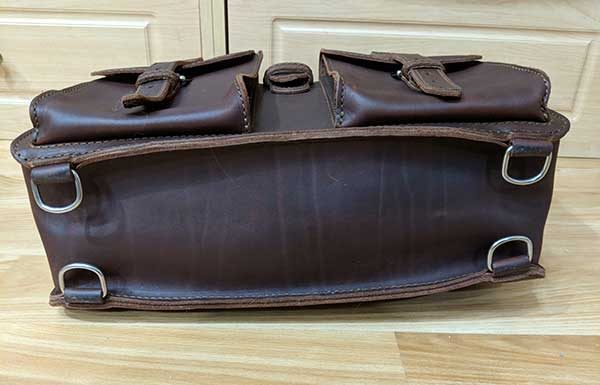 Saddleback Leather Company Flight Bag review - The Gadgeteer