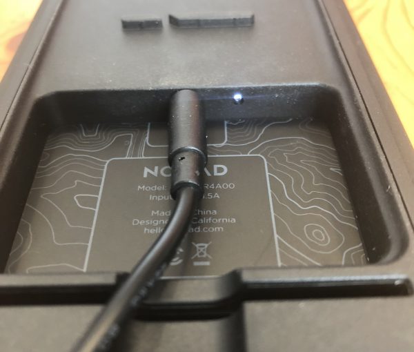 Nomad WirelessStand 06