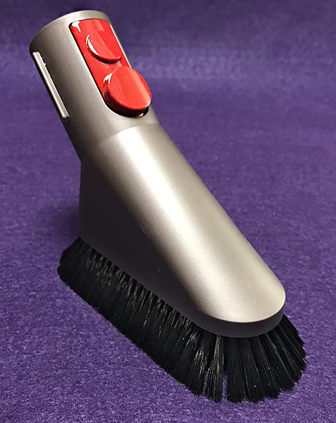 Dyson Cyclone V10 23