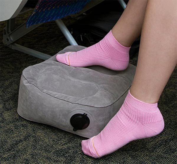 travelon inflatable foot rest 2