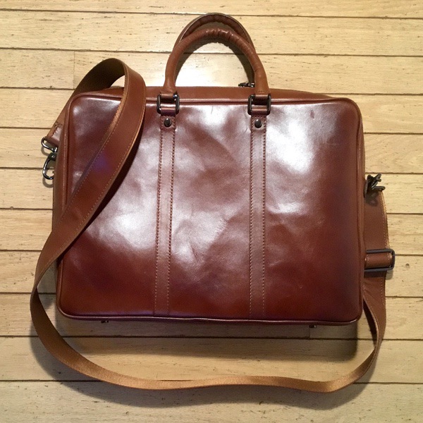 Burkley Leather Business Briefcase review - The Gadgeteer