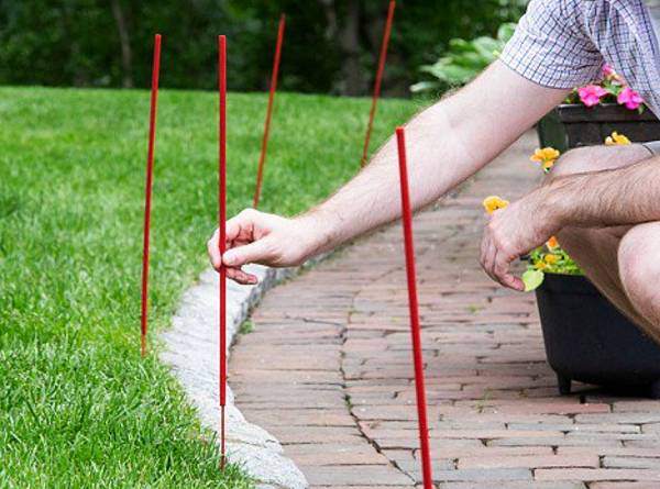 Skeeter Screen Yard Sticks will rid your backyard celebrations of mosquitos  - The Gadgeteer
