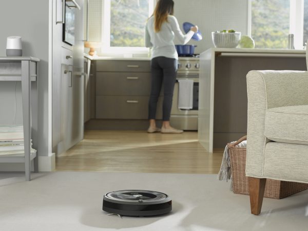 6 Smart Home Gadgets You Have To Have When You Move In