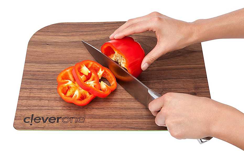 cleverone woodnflexcuttingboard 1