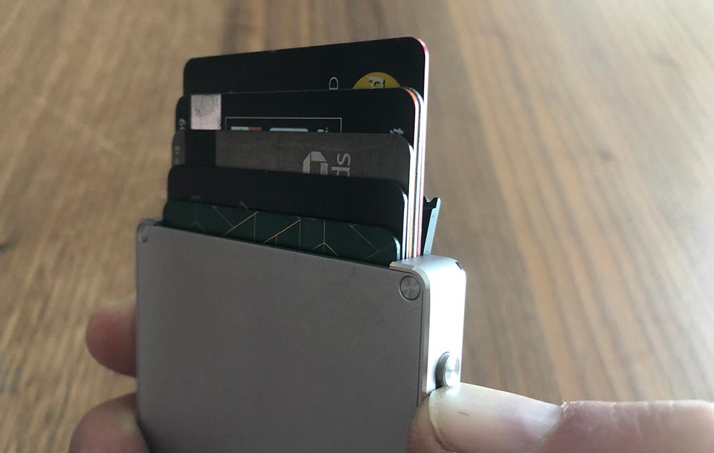 Smart Wallet Hidden for Women Men Flipside Card Cascade Anti Theft Ultra Slim