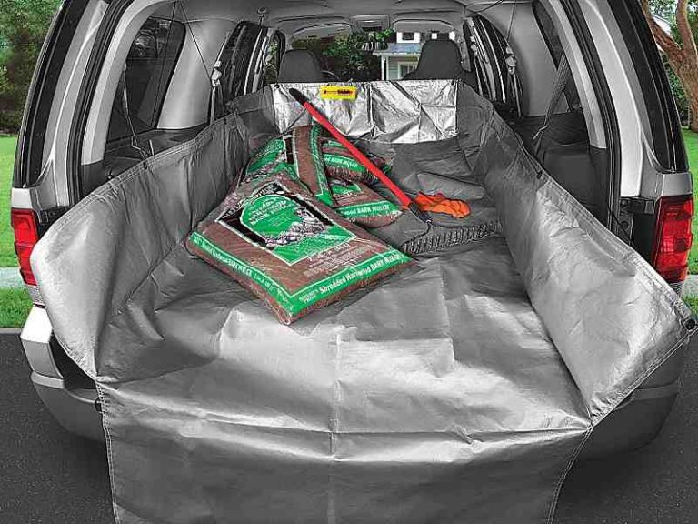 The CarGo Apron helps keep your trunk clean and fully protected - The ...