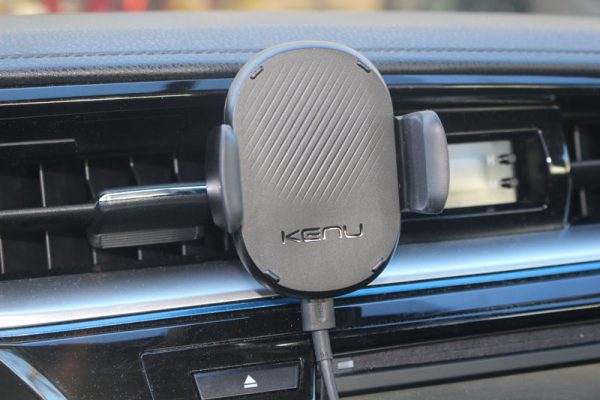 kenu wireless car mount 1