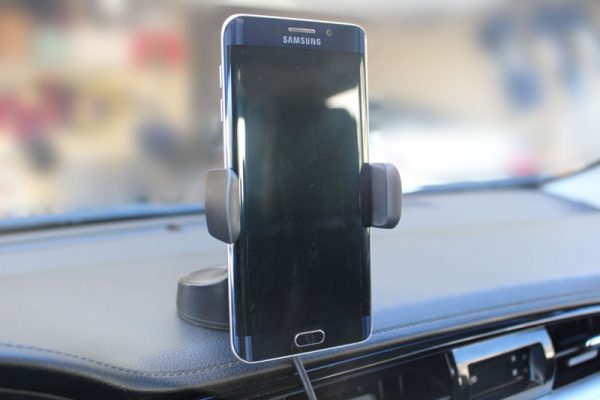 kenu wireless car mount 7