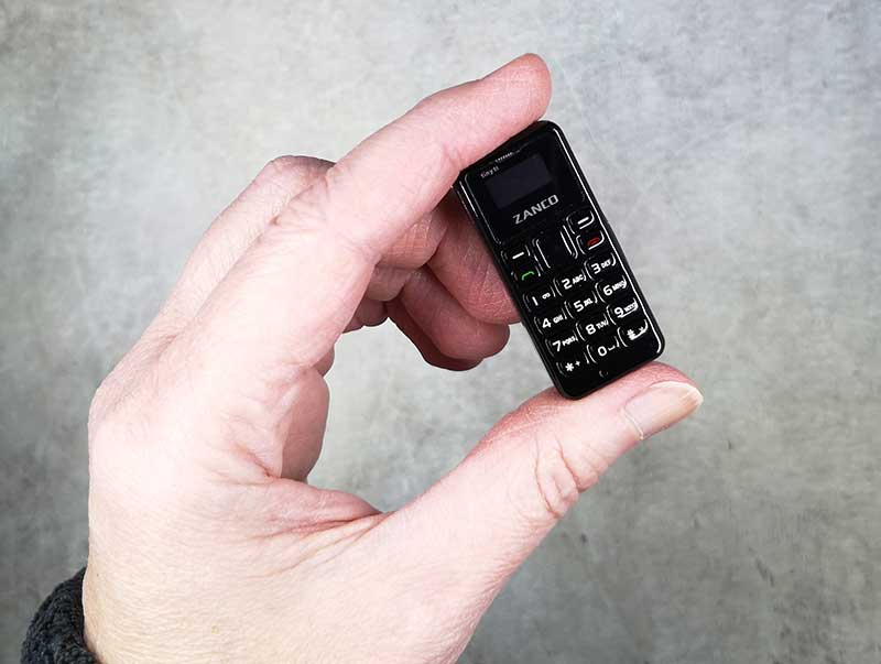 Klein aber Fein: Miniatur-Handy 'Zanco tiny t1' als Innovation?