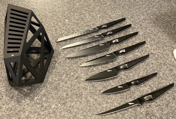 Edge of Belgravia: Black Diamond knife block and Precision knives ~ Fresh  Design Blog