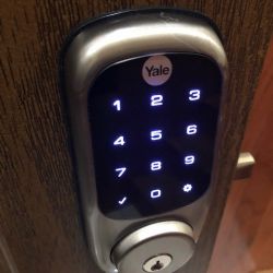 Yale Assure Connected by August Touchscreen Smart Lock YRD226 review