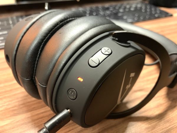 hyperX cloud MIX headset 16