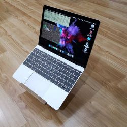 Yohann MacBook wood stand review