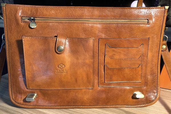 BalticDomini MensOrangeLeatherBriefcase 8