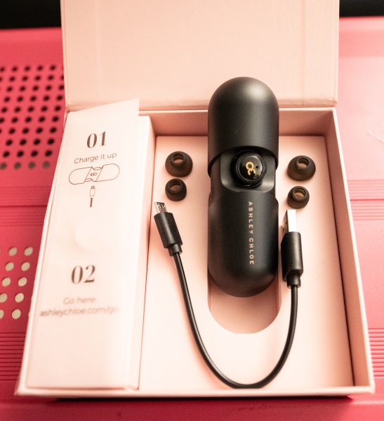 lux wireless stereo earbuds