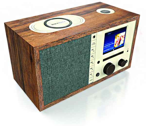 Grace Digital looks back to move forward with the new Mondo+ Classic internet  radio - The Gadgeteer