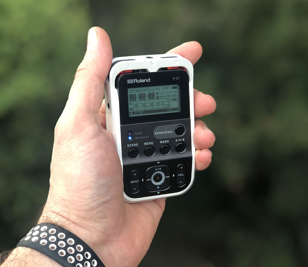 bron onderdelen Meedogenloos Roland R-07 High Resolution Audio Recorder review - The Gadgeteer