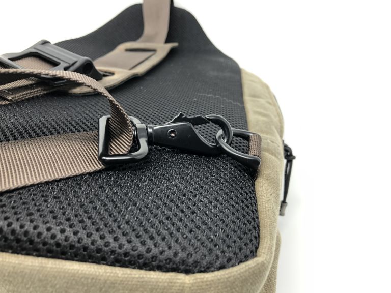 Waterfield Sutter Tech Sling Review - The Gadgeteer